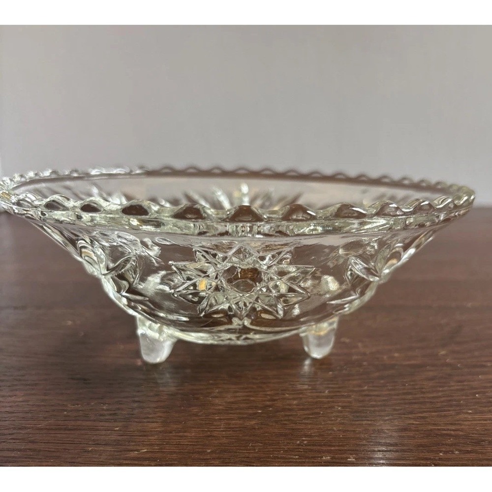 Vintage Anchor Hocking Clear Cut Glass Star of David 3-Footed serving bowl EUC